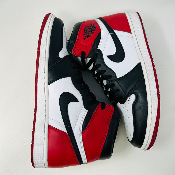 Jordan 1 Retro Black Toe (2016)