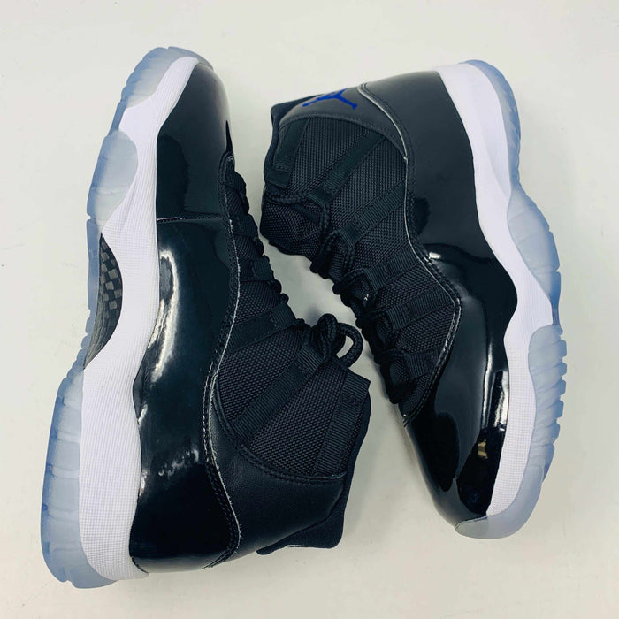 Jordan 11 Space Jam 2016 sneakers, brand new with good box condition, blue and white soles.