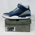 Jordan 3 Retro Georgetown 2021 sneaker in navy blue with elephant print details on original box