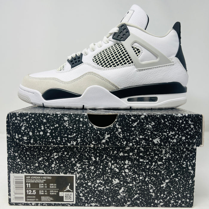 Jordan 4 Retro Military Black sneaker in white and black on speckled box condition good light wear 2022 model