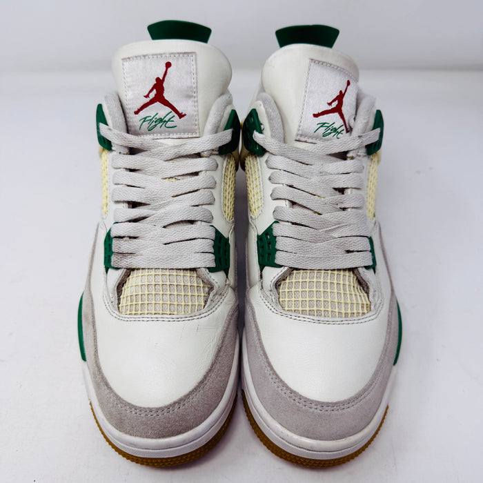 Jordan 4 Retro SB Pine Green