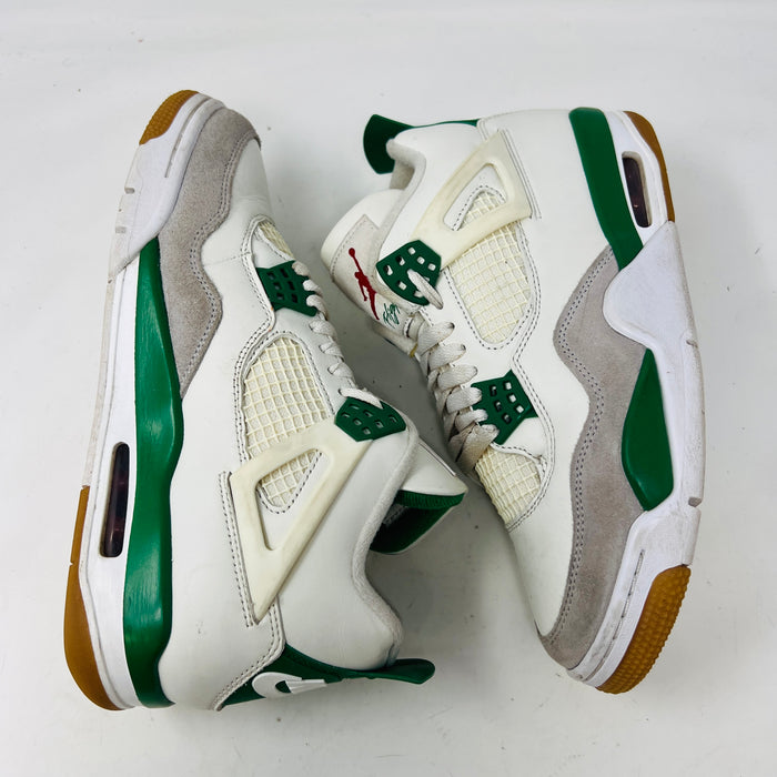 Jordan 4 Retro SB Pine Green