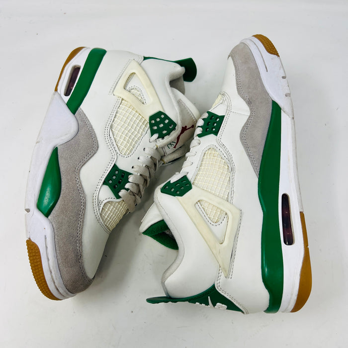Jordan 4 Retro SB Pine Green