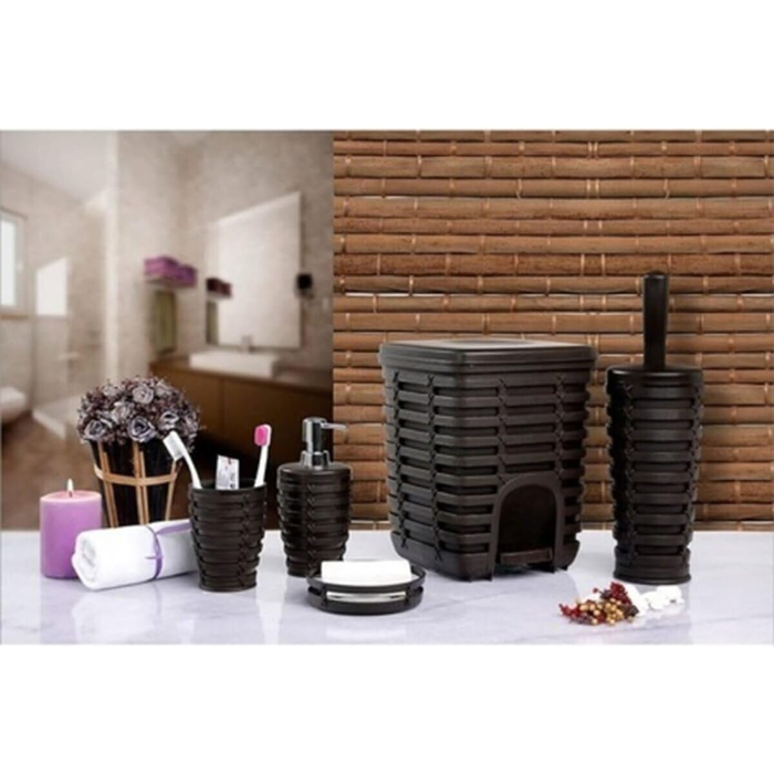Primanova bathroom set Plastic close-up detail