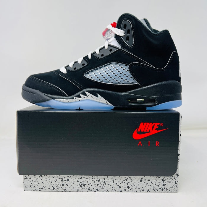 Jordan 5 Retro OG Black Metallic sneaker on Nike Air box with black and white details