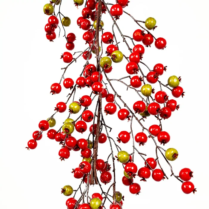 Green and red berry garland with clustered glossy berries on branching stems, shown on a transparent background.