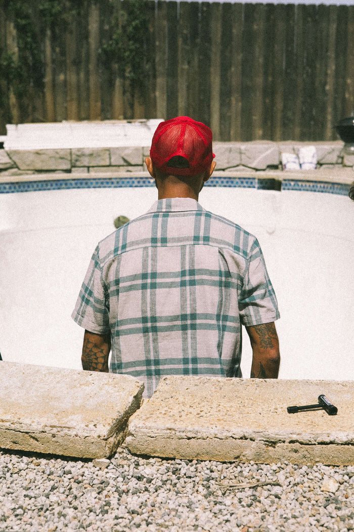 Men's Charter Linen Blend S/S Shirt in the color Beige/Azure Blue Plaid - Men's Lifestyle image