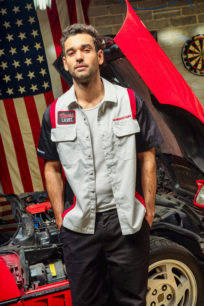 Men's Coors Light Shake Down S/S Shirt in the color Silver/Black - Men's Lifestyle image