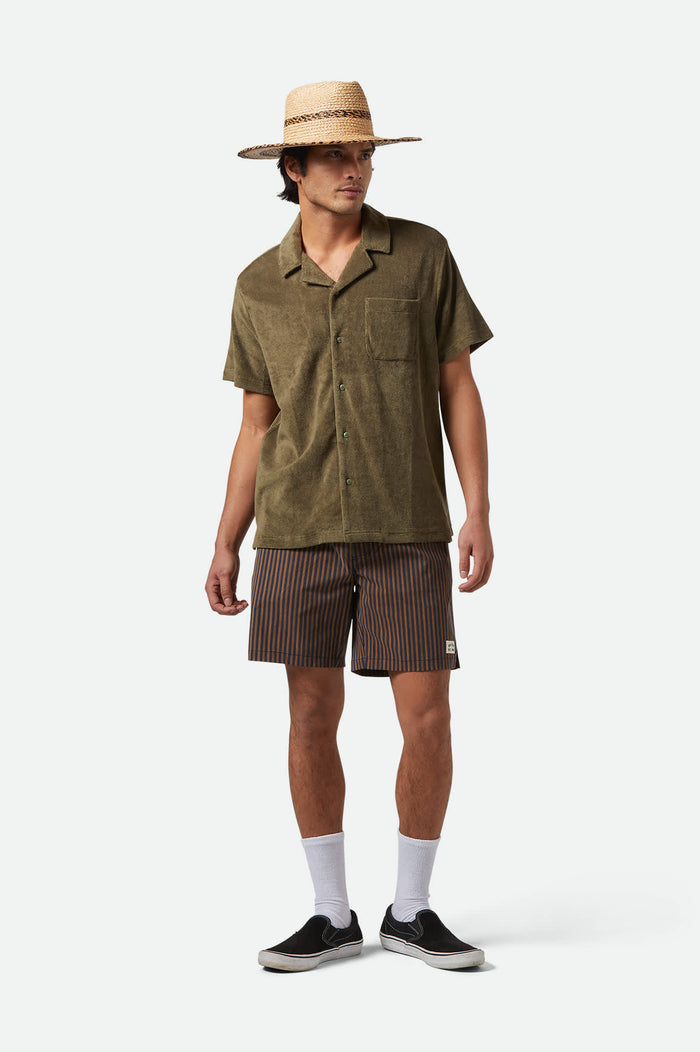 Men's Everyday Stretch Hybrid Short 7" in the color Washed Navy/Sunbaked Herringbone - Additional Fit image