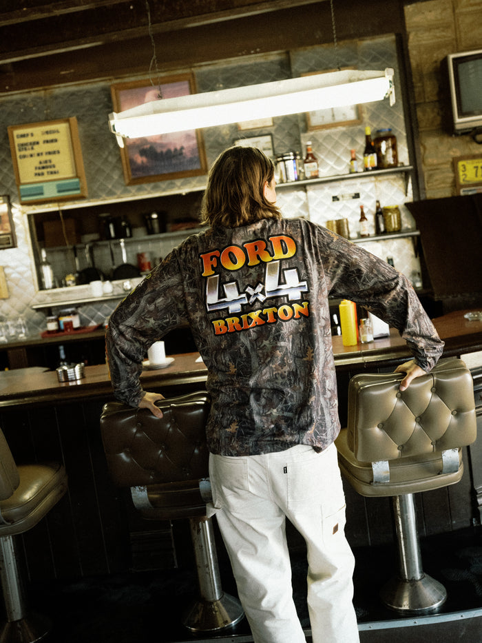 Ford 4x4 Chrome T-Shirt - Boxwood Green