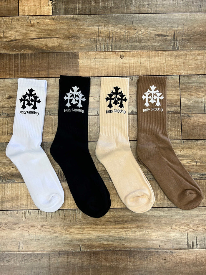 HG Paradise crew socks with vibrant paradise print, soft breathable fabric, and comfortable crew length design