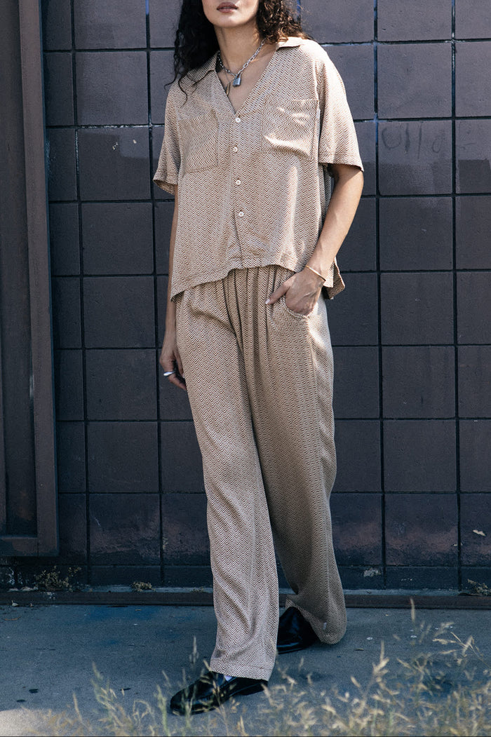 Women's Hudson Lounge Pant in the color Washed Copper/Whitecap - Men's Lifestyle image