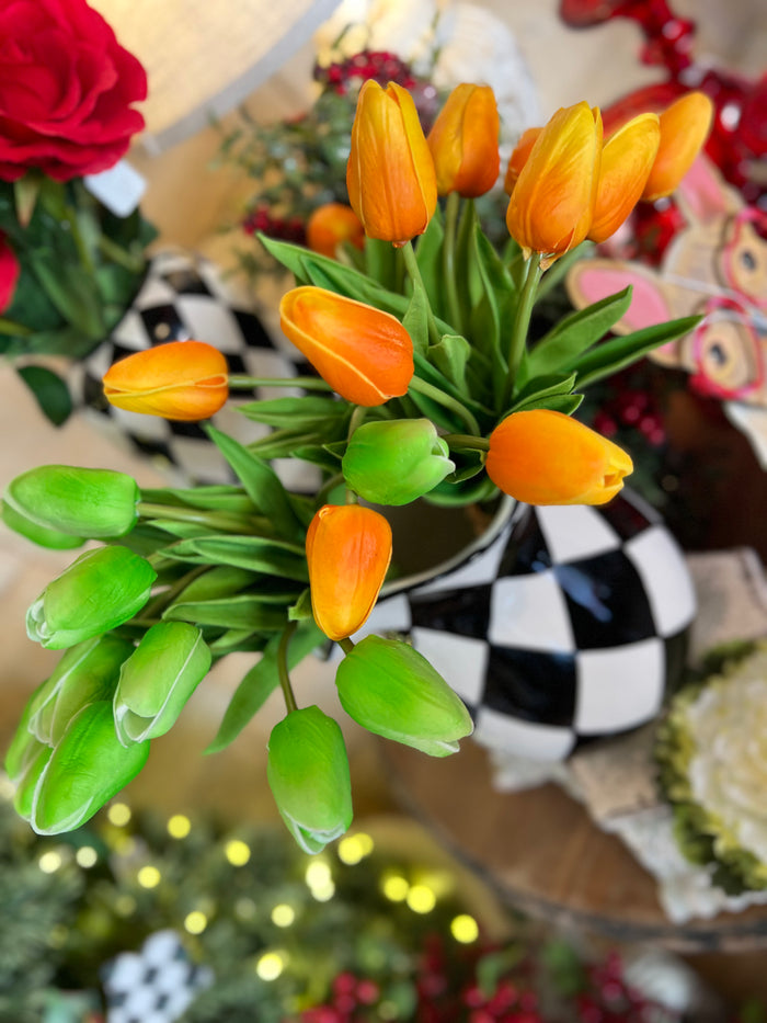 12 Stem Tulip Bundle (Green)