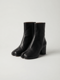 Noir Tabi Ankle Boots - TUA. Milano #