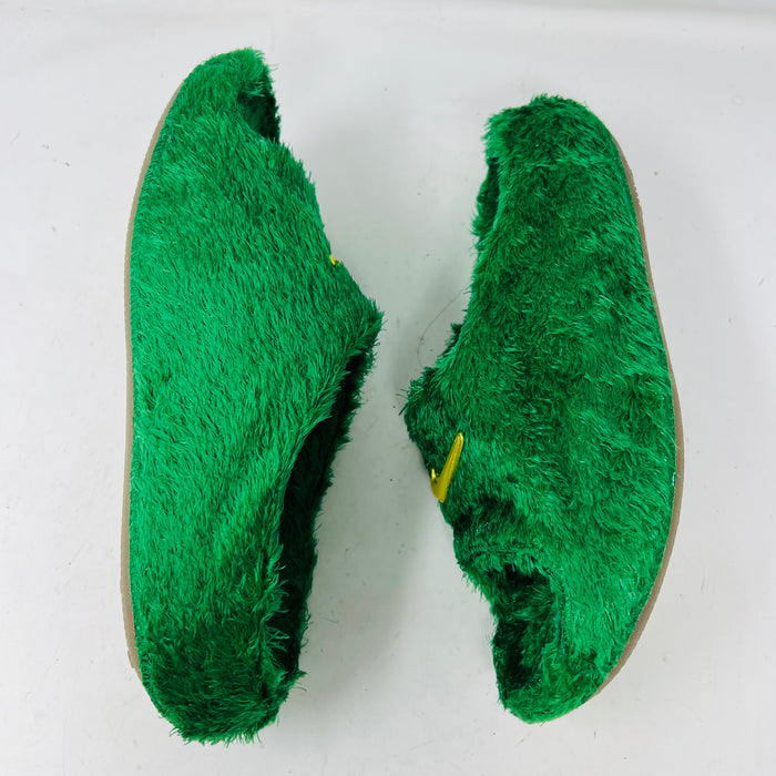 Nike ReactX Rejuven8 Slide .SWOOSH Touch Grass Kelly Green