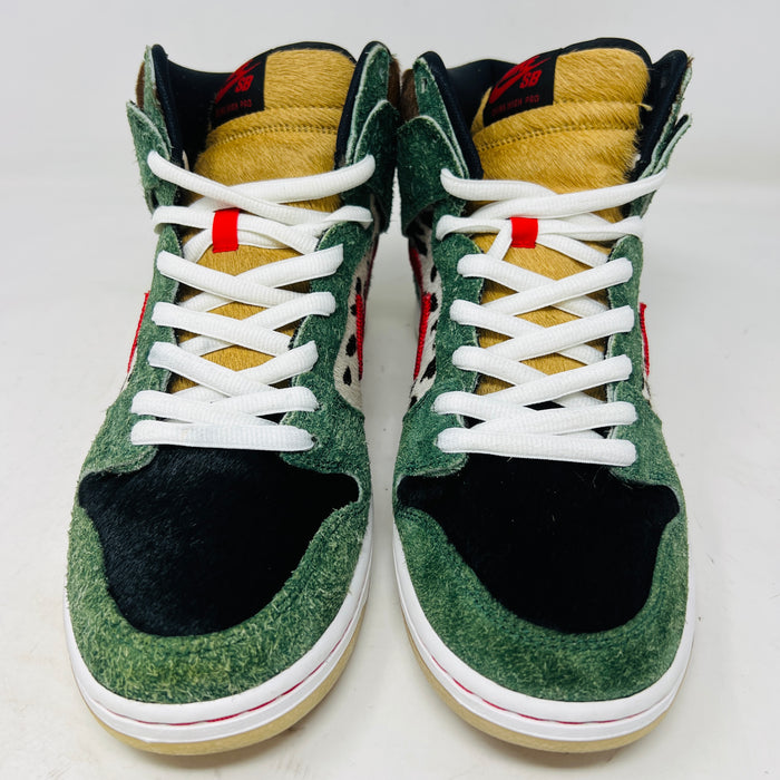 Nike SB Dunk High Dog Walker