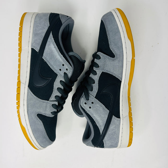 Nike SB Dunk Low Dark Smoke Grey