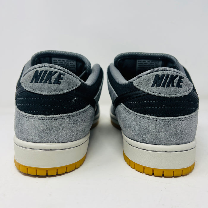 Nike SB Dunk Low Dark Smoke Grey
