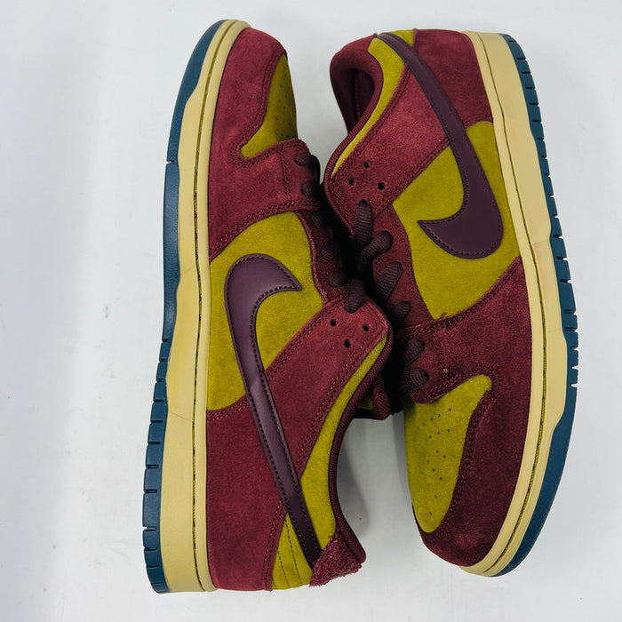 Nike SB Dunk Low Dark Team Red Olive Flak