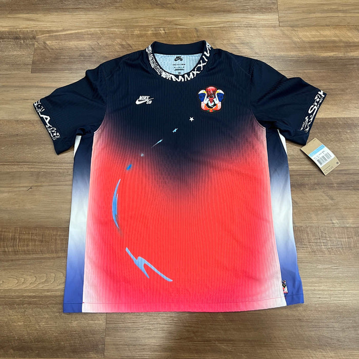 Nike SB Olympics 2024 S/S jersey in obsidian and bright crimson with gradient design