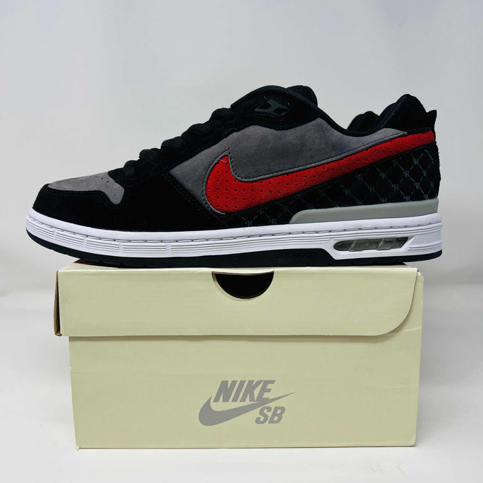 Nike SB Zoom Air Paul Rodriguez 1 OG Bred sneaker in black and red on Nike SB box