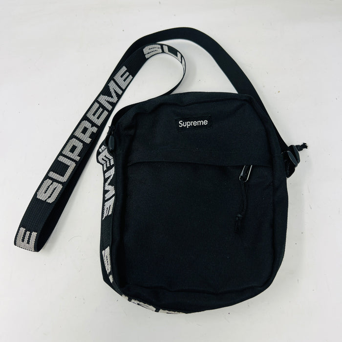 Supreme Shoulder Bag (S/S18)