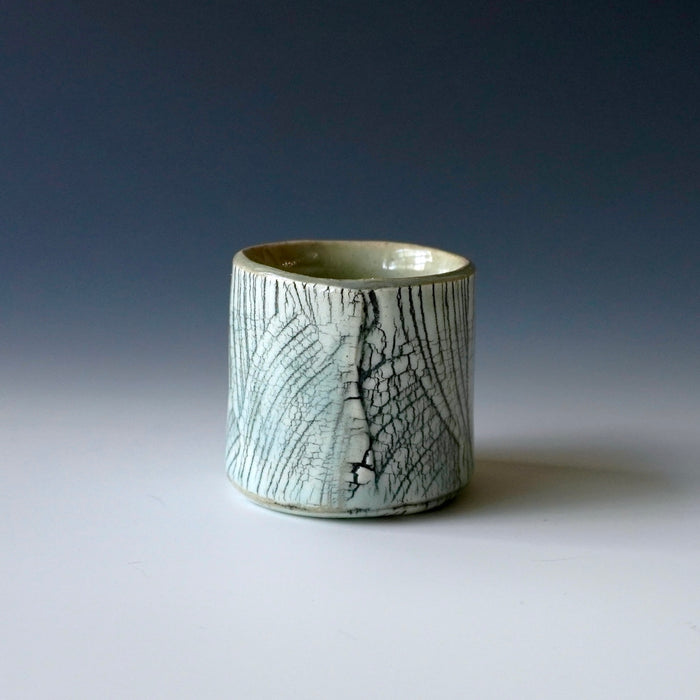 Tiny cup /sake