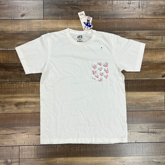 Uniqlo x Kaws Size Medium White Cotton Graphic Pocket Tee