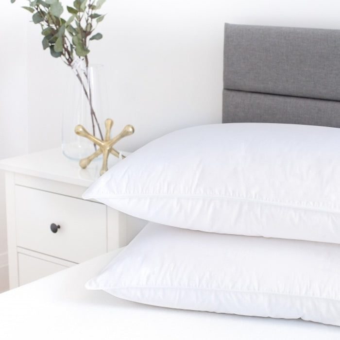 Vaasa 700TC White Goose Down Pillow - Mattress Miracle Brantford
