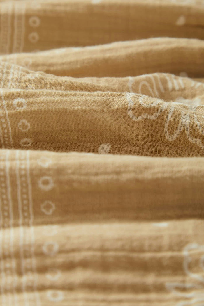 Women's Wandering Short in the color Pale Khaki Bandana - Additional Laydown image