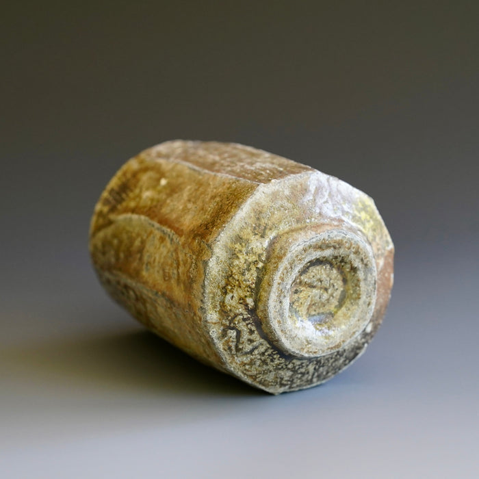 Yunomi (tea cup)